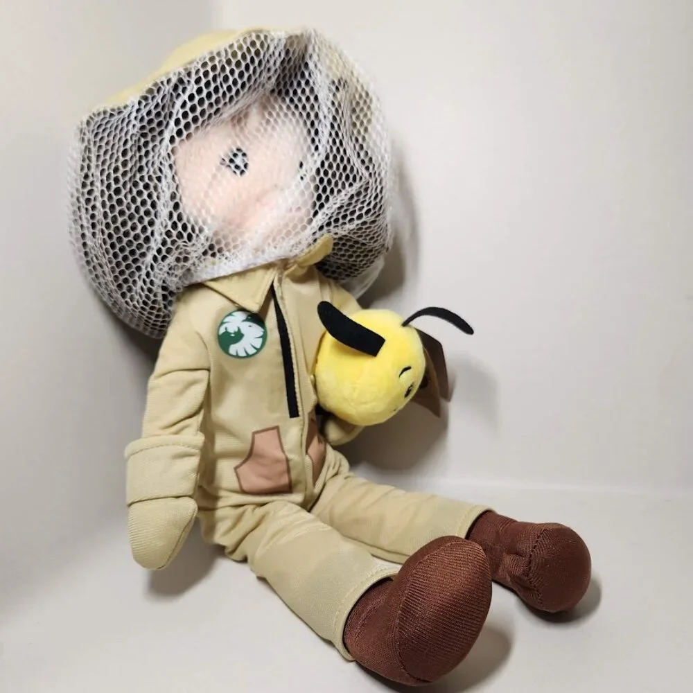 NEW San Diego Zoo Wildlife Alliance Beekeeper Woman Honeybee Bee Beekeeping NEW